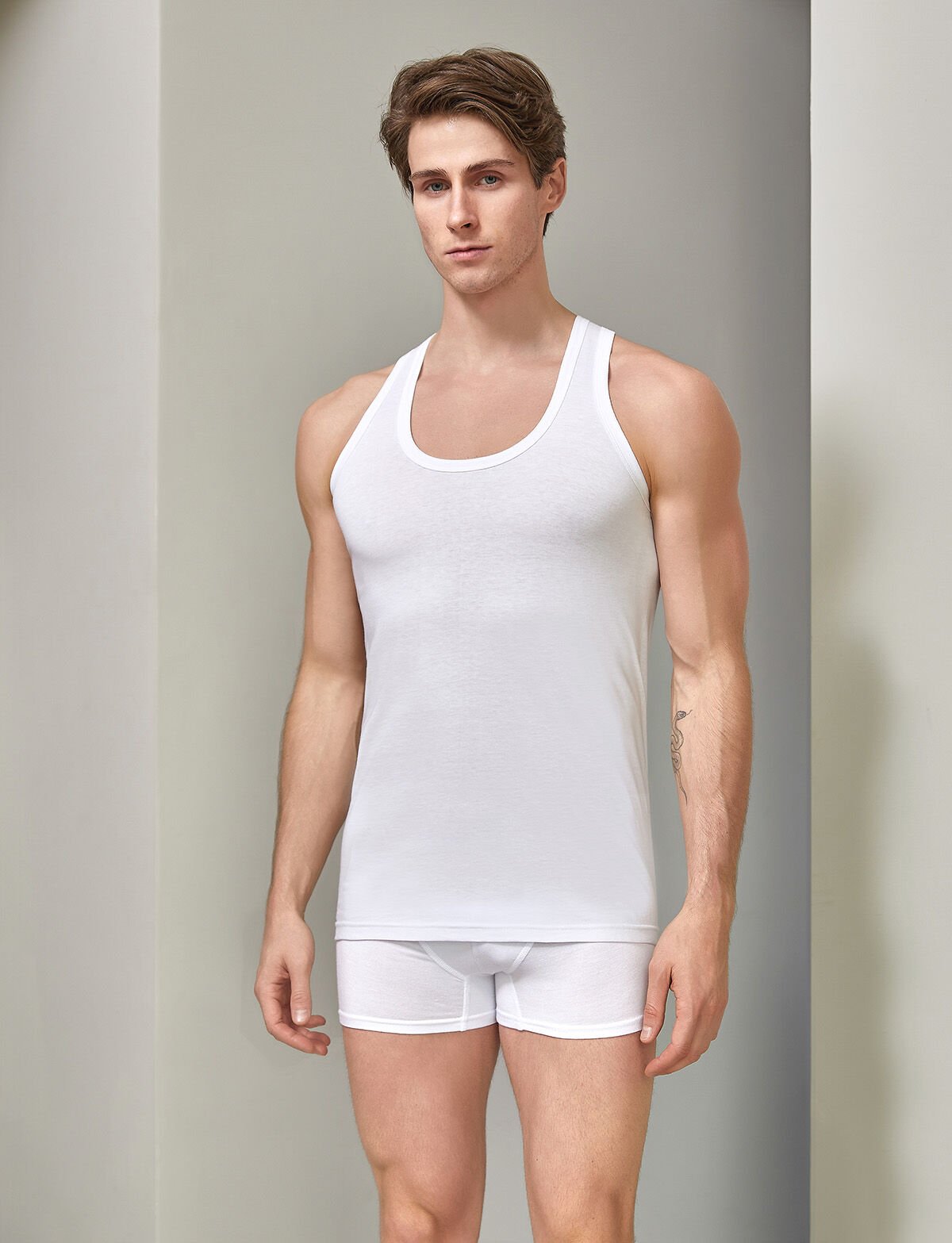 Berrak 1001 Klasik Erkek Atlet