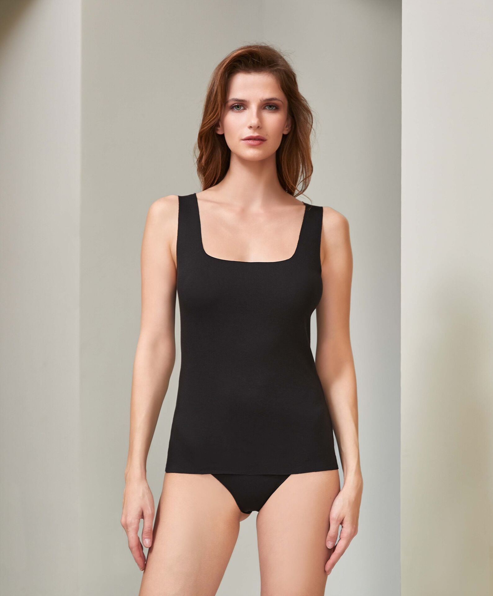 Berrak 7033 Lazer Kesim Bayan Atlet SİYAH - M