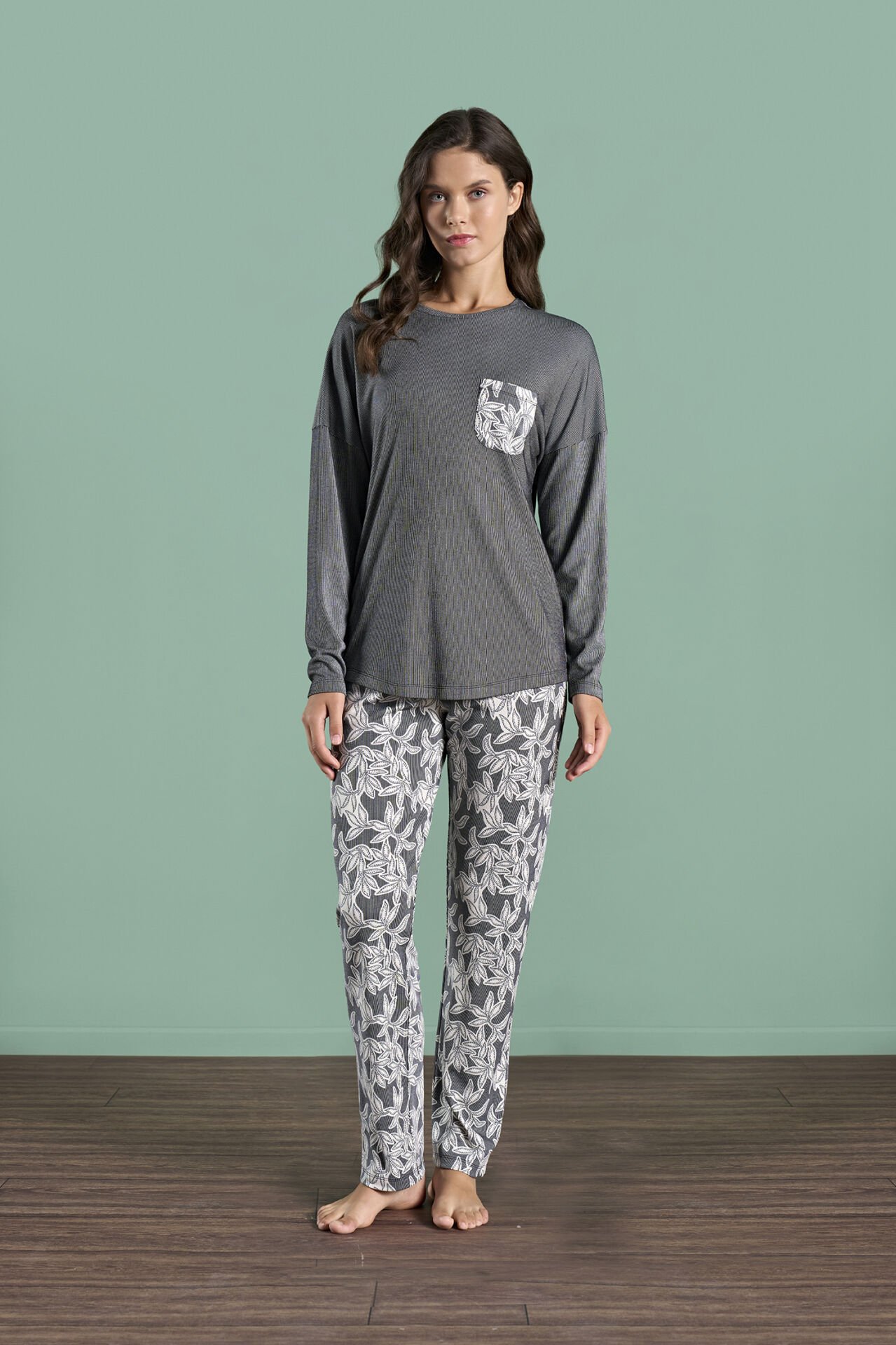 Pijadore 1974 (M-L-XL-XXL) Uzun Kollu Bayan Pijama Takım 4'lü SİYAH - M-L-XL-XXL