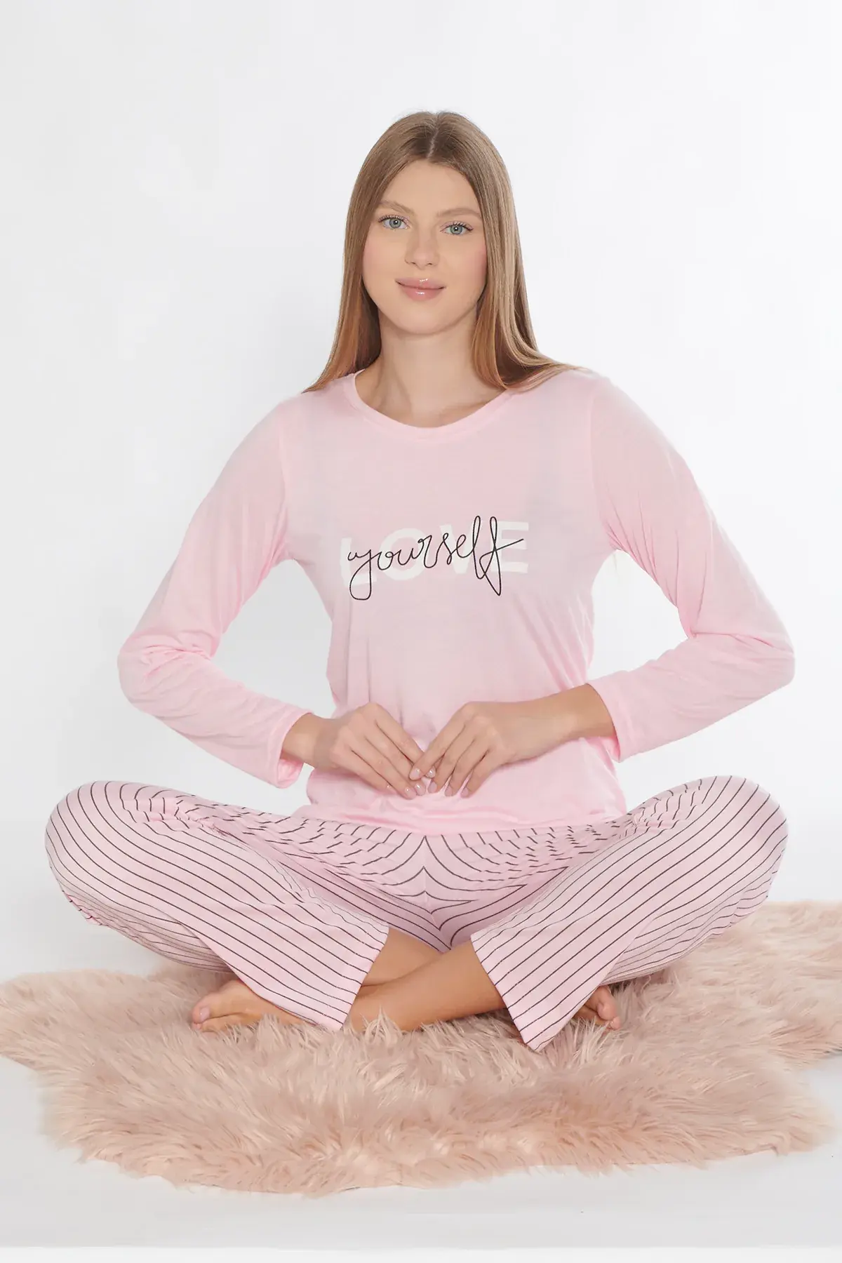 Alperi 790-83 (M-L-XL-XXL) Bayan Viskon Uzun Kollu Pijama Takım 4'lü